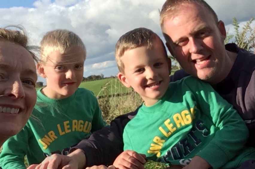 https://images.justgiving.com/image/51a38e12-4249-4c3c-a875-88290d6b588b.jpg