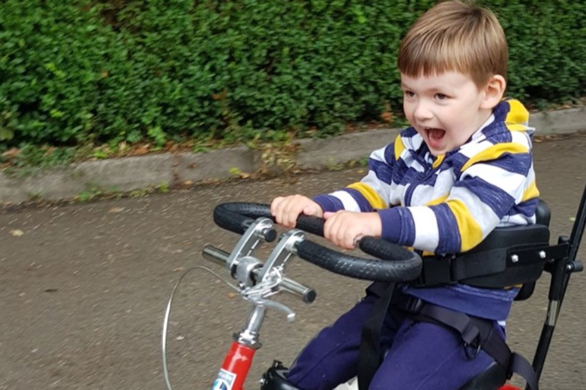 https://images.justgiving.com/image/c055f690-810c-4978-9025-0561d509f56f.jpg