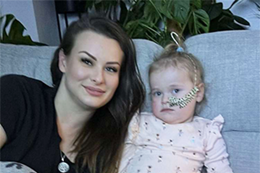 Carly And Esme Ashton